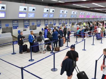  alt="WestJet to trial Zamna technology to accelerate passenger check-in"  title="WestJet to trial Zamna technology to accelerate passenger check-in" 